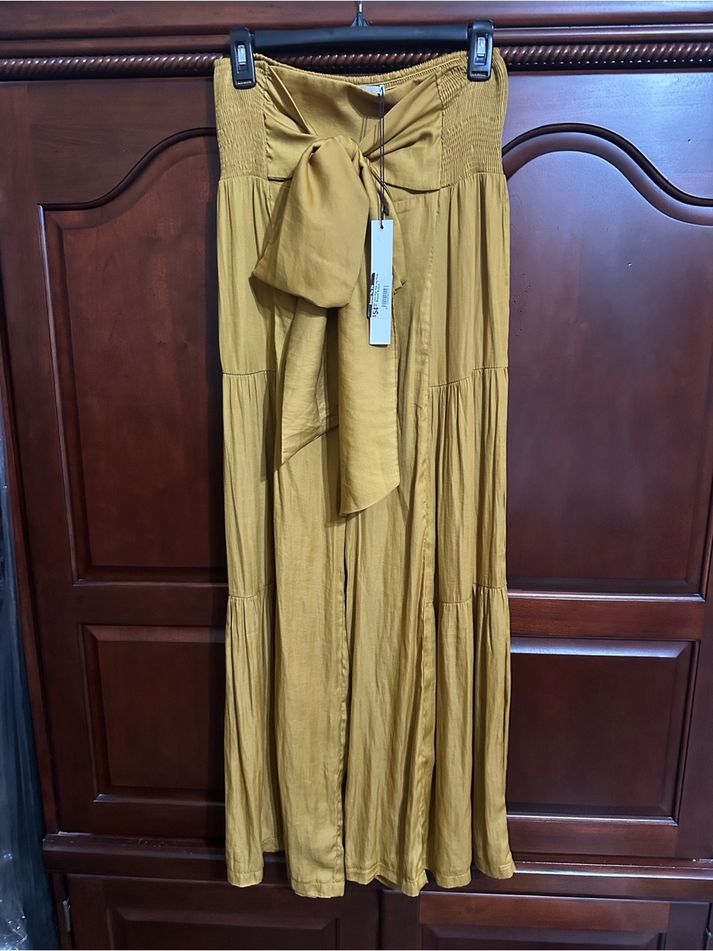 Tie-Front wide leg pants in Mustard